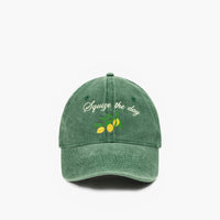 CZAPKA Z DASZKIEM NOUS TOUS SCRIPT GIARDINO DI LIMONI GREEN