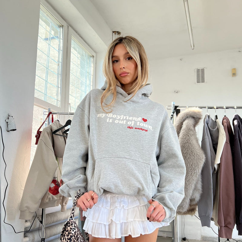 BLUZA MY BOYFRIEND IS OUT OF TOWN SZARY MELANŻ - Nous Tous