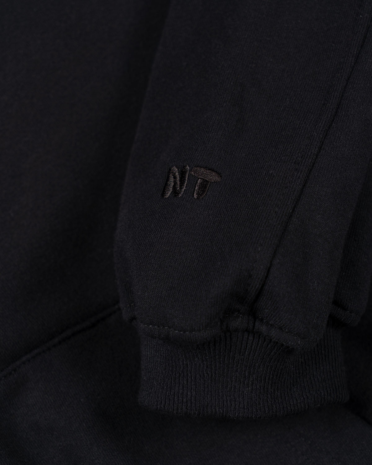 BLUZA ZIP FLUFFY CZARNY - Nous Tous