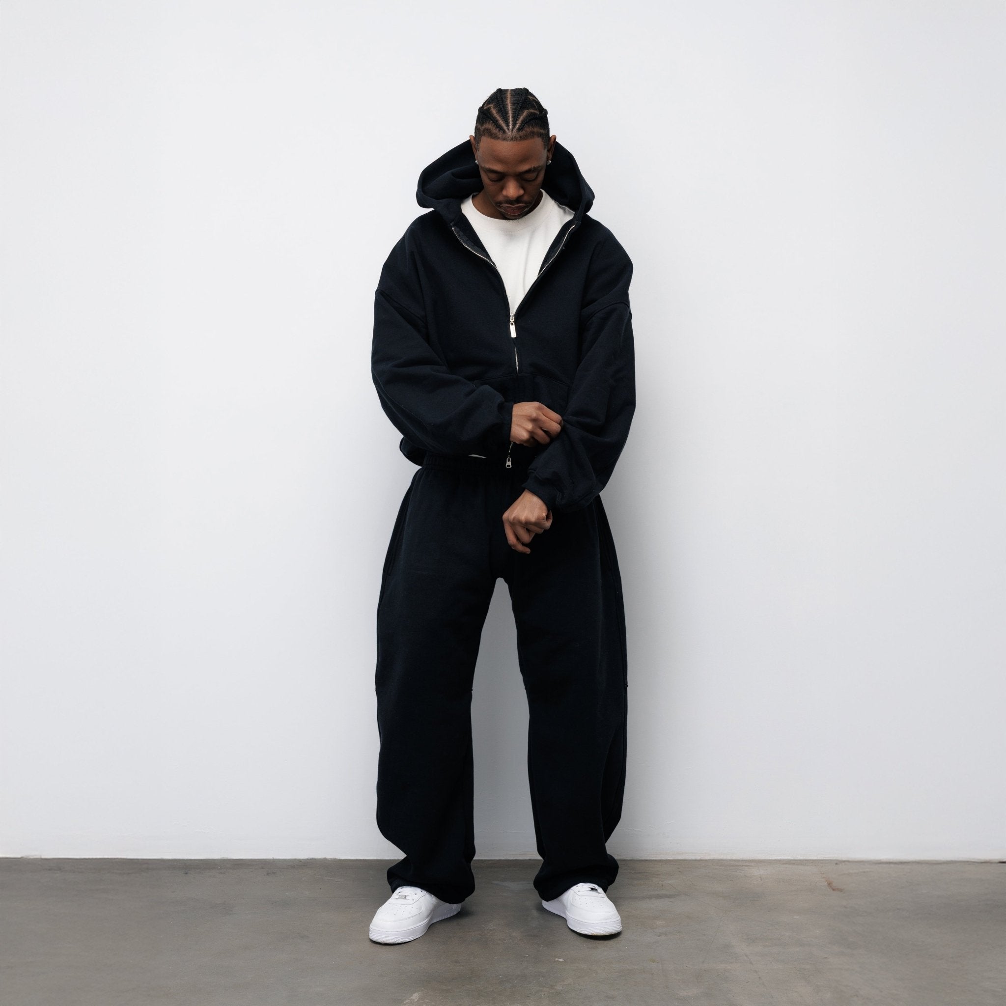 BLUZA ZIP FLUFFY CZARNY - Nous Tous