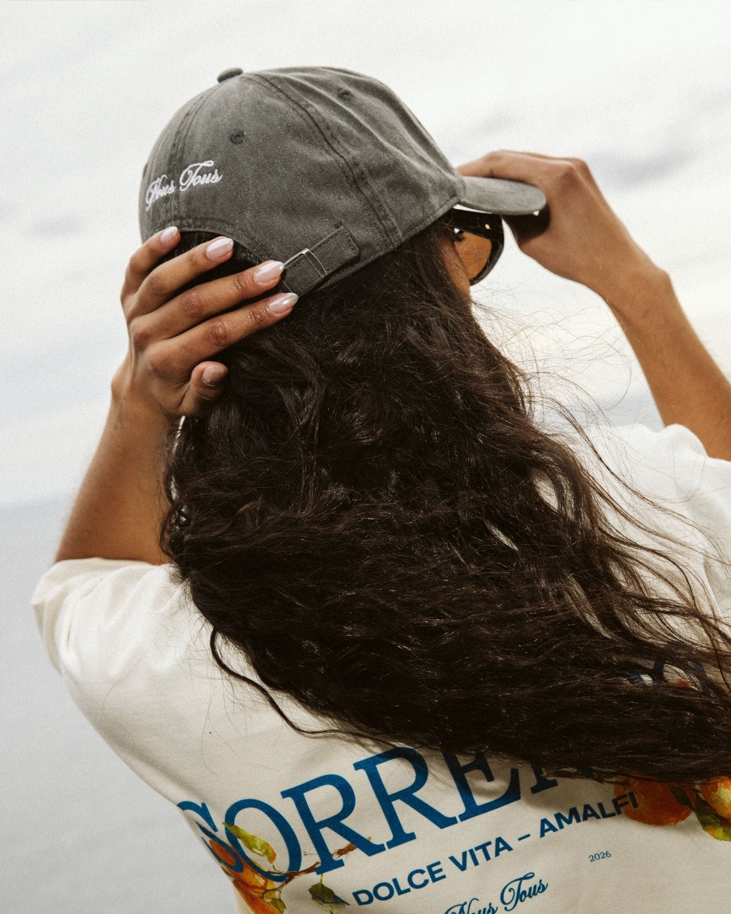 CZAPKA Z DASZKIEM NEGRONI APERITIVO WASHED BLACK - Nous Tous