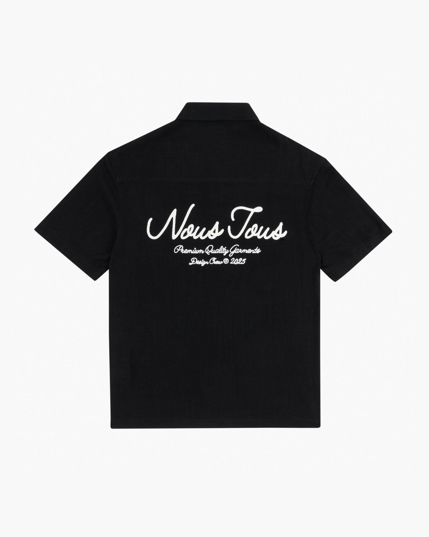 KOSZULA LNIANA DESIGN CREW SCRIPT CZARNY - Nous Tous