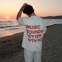 KOSZULKA MUSIC SOUNDS BETTER WITH YOU RED