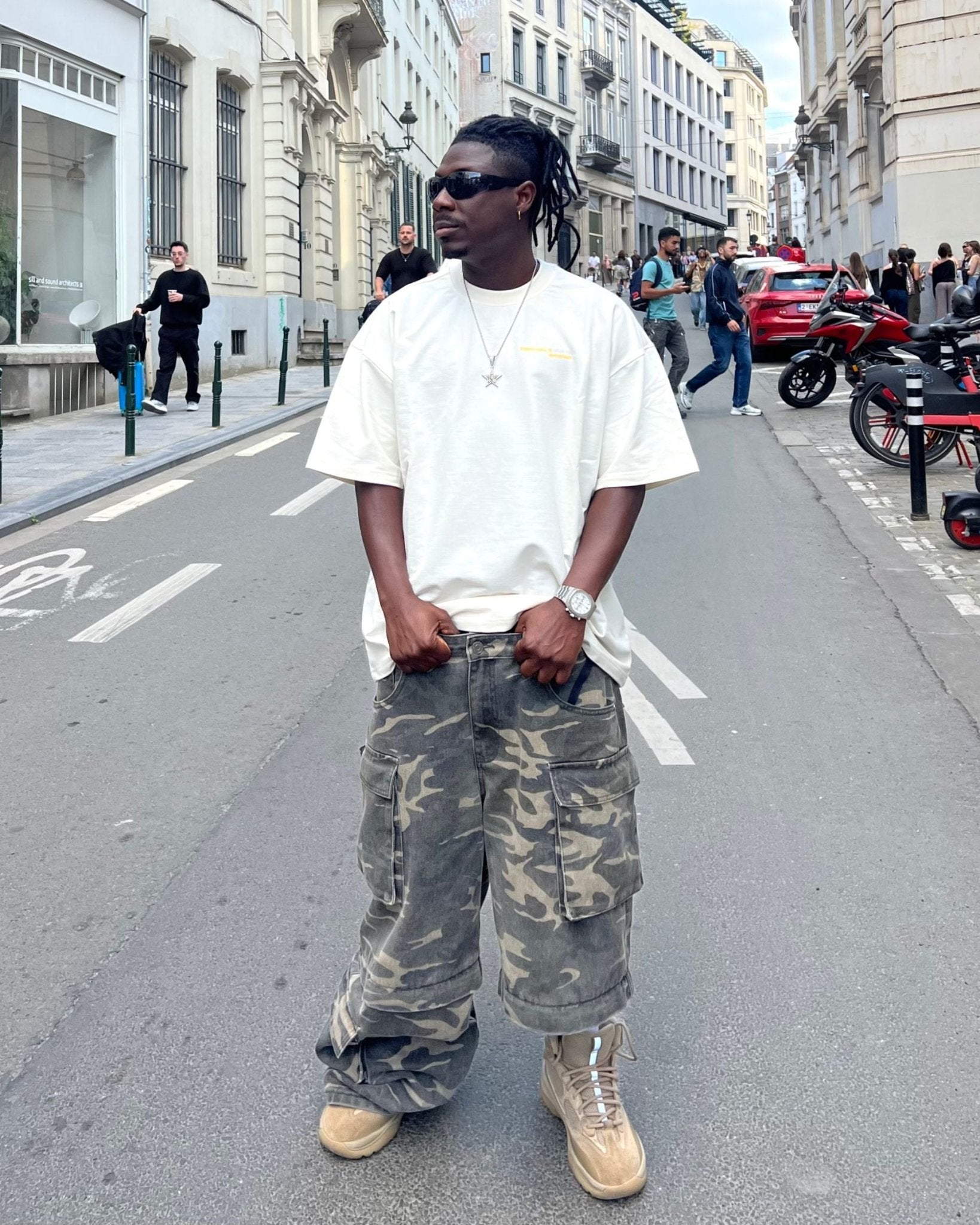KOSZULKA MUSIC SOUNDS BETTER WITH YOU YELLOW OFF WHITE - Nous Tous